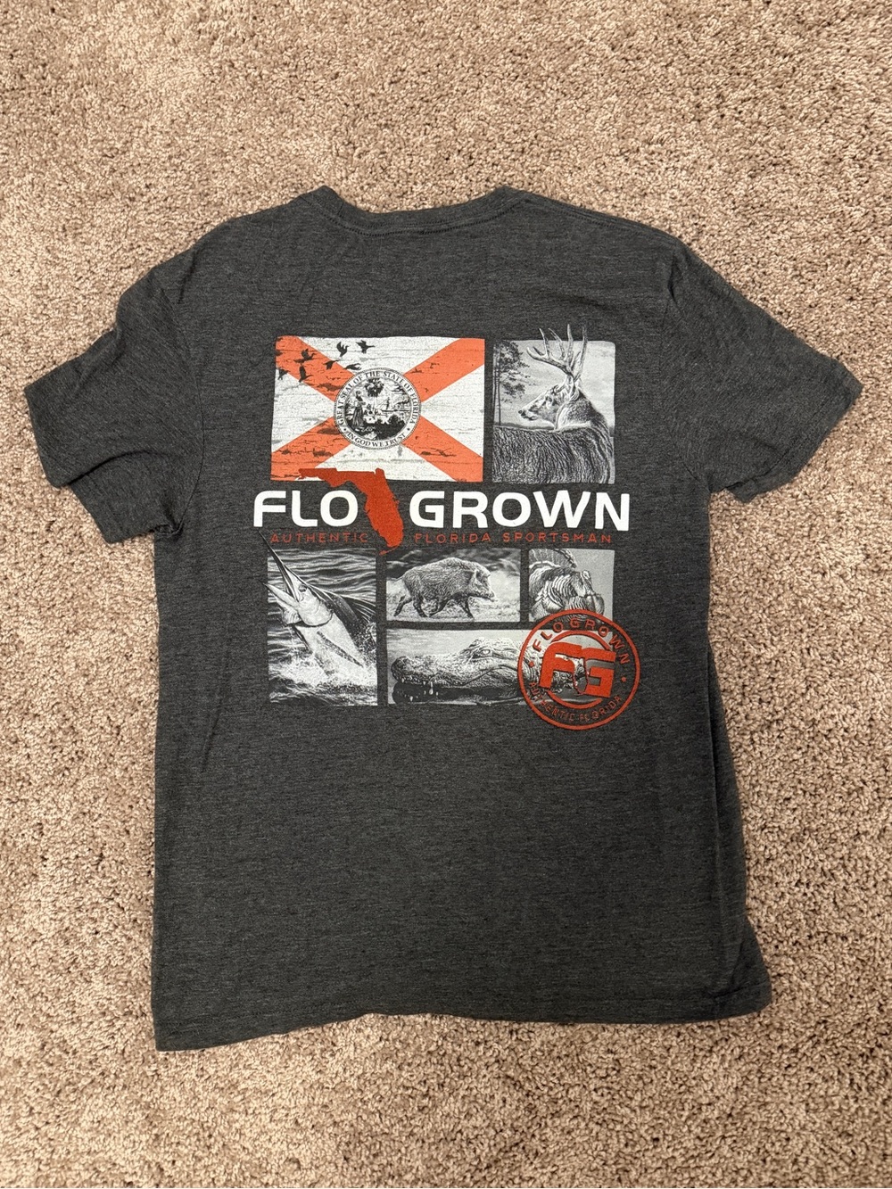 FloGrown Tee in Dark Heather Gray